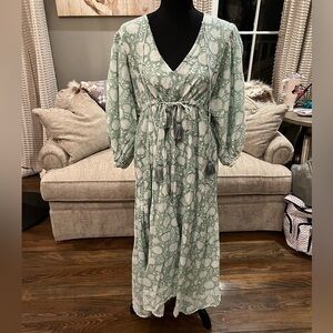 The Fox and the Mermaid Green Floral Dress with Adjustable Waist Size L/XL